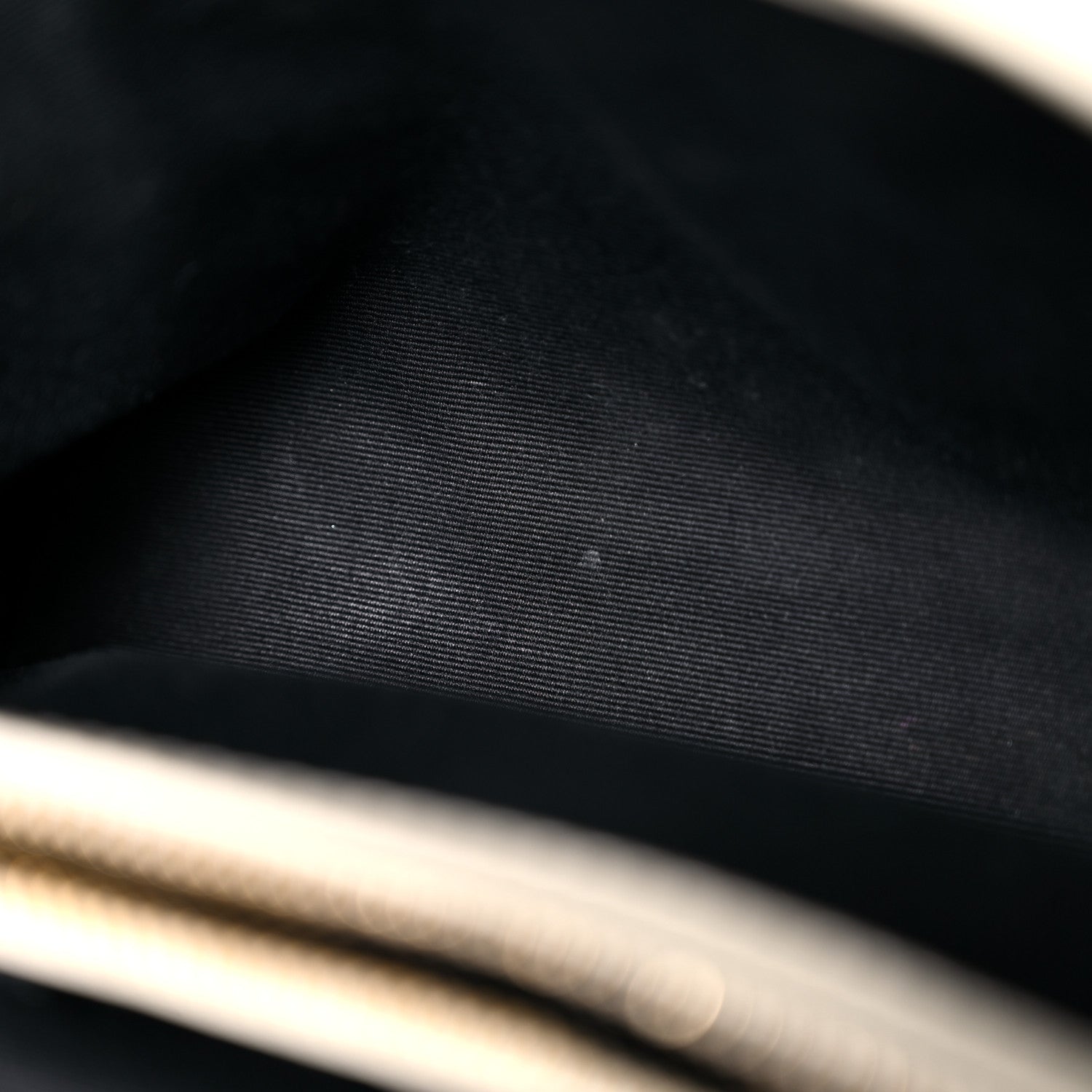 Saint Laurent Sheepskin Matelasse Chevron Monogram Medium College Bag Crema Soft 14 of 22