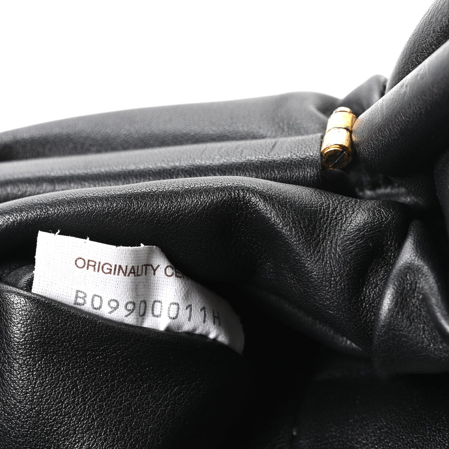 Smooth Butter Calf Teen Pouch Black
