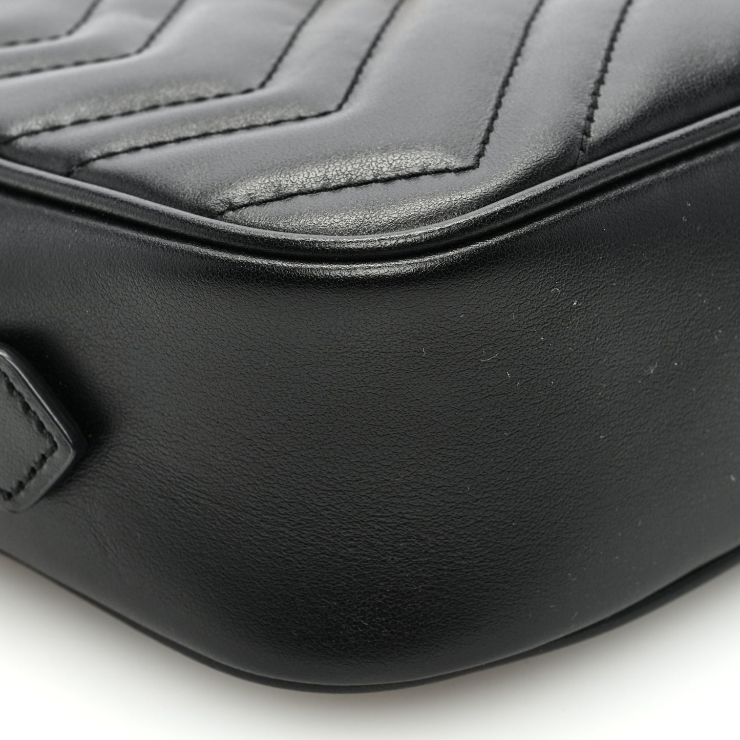 Calfskin Matelasse Mini GG Marmont Chain Shoulder Bag Black