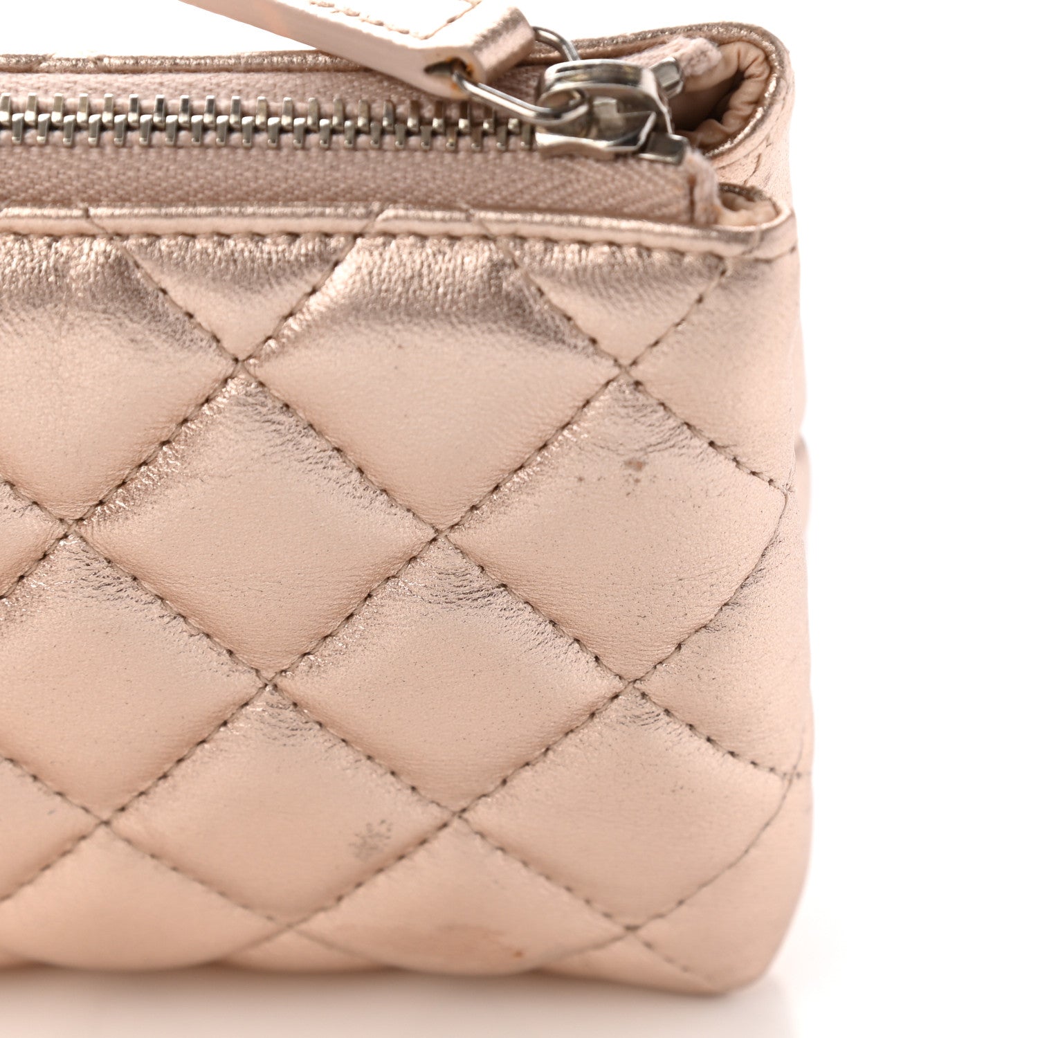 Chanel Metallic Lambskin Quilted Cosmetic Pouch Light Gold 14 of 19