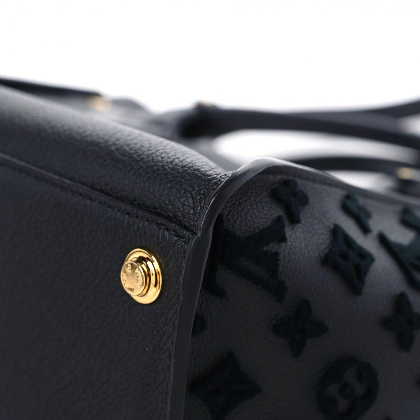 Calfskin Monogram Tufting On My Side Black
