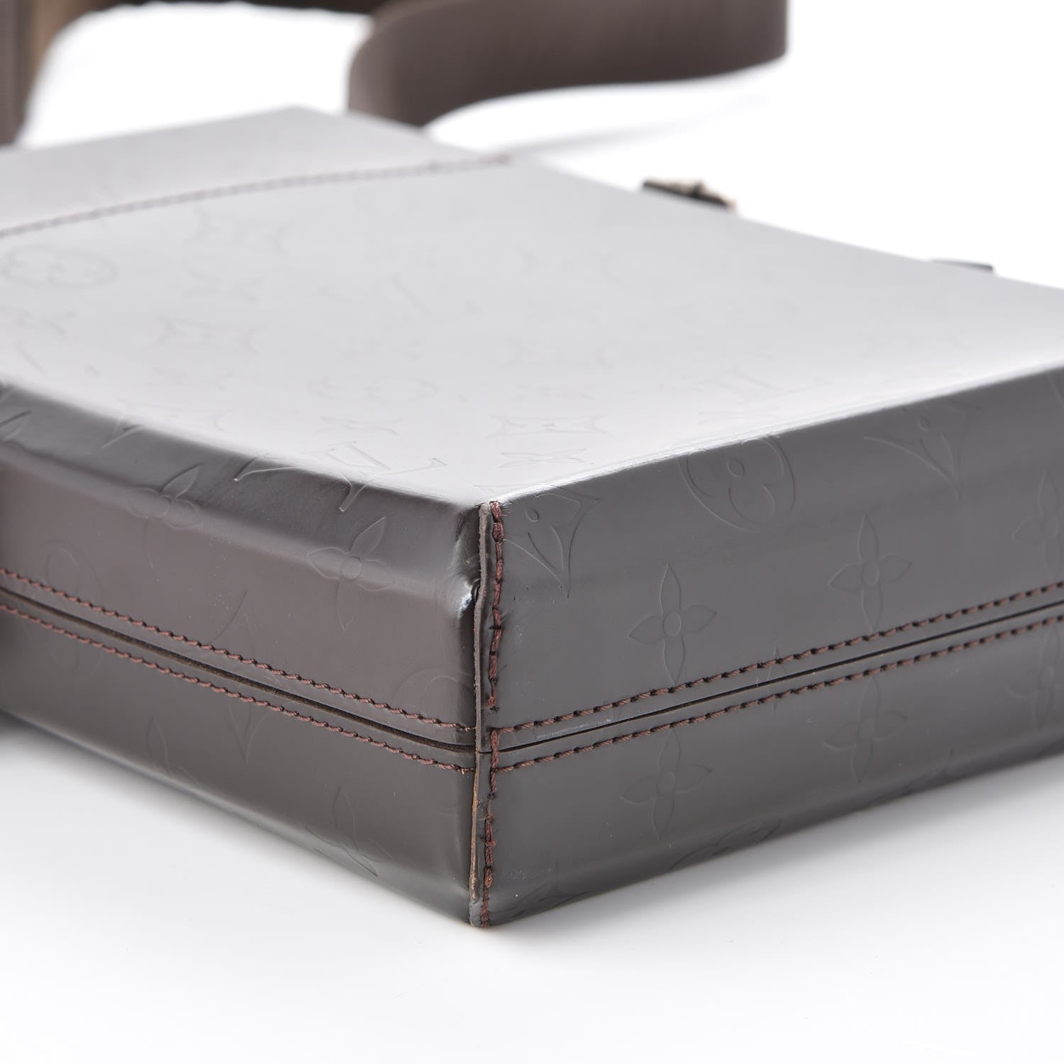 Louis Vuitton Monogram Glace Bobby Cafe 7 of 9