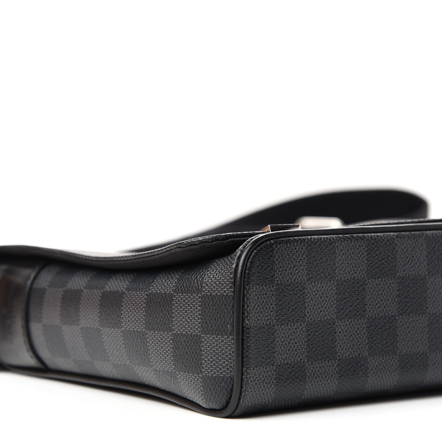 Louis Vuitton Damier Graphite District PM 6 of 9