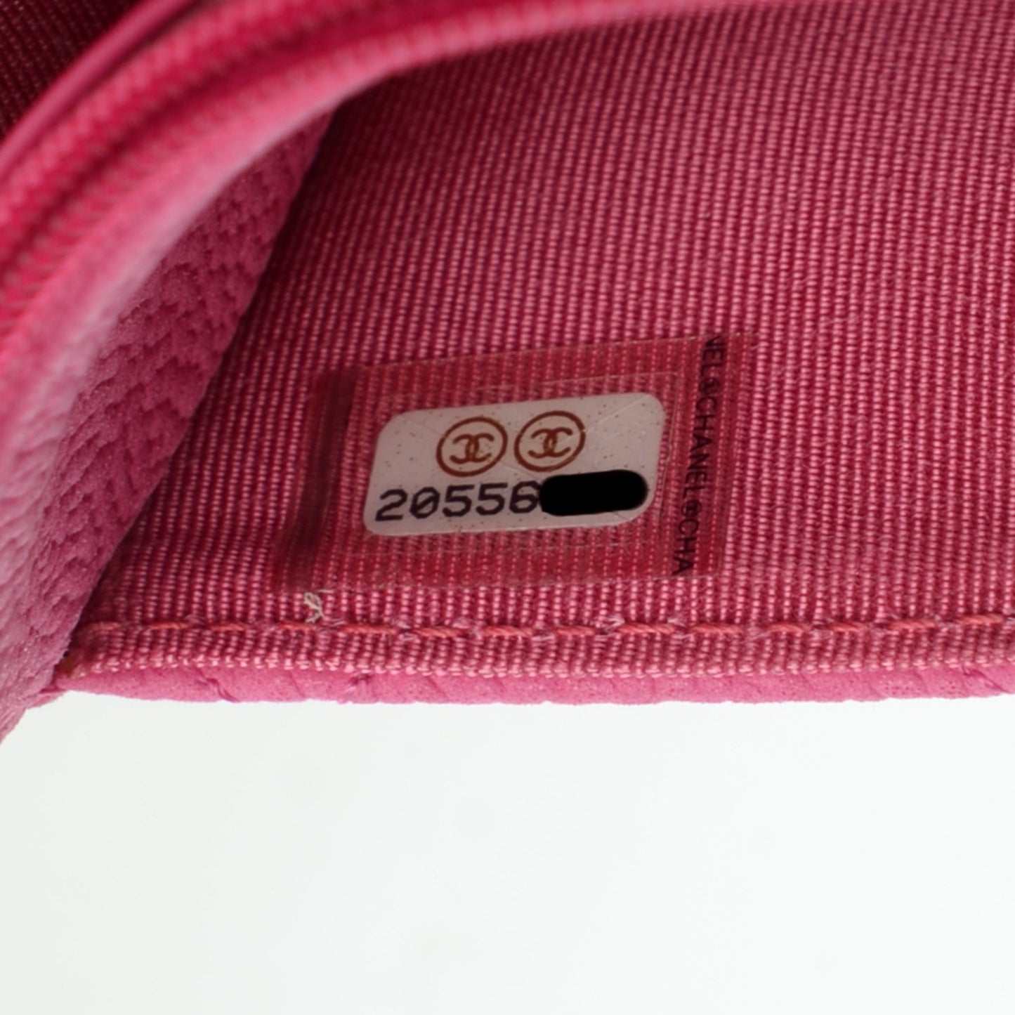 Iridescent Caviar Quilted Wallet on Chain WOC Pink