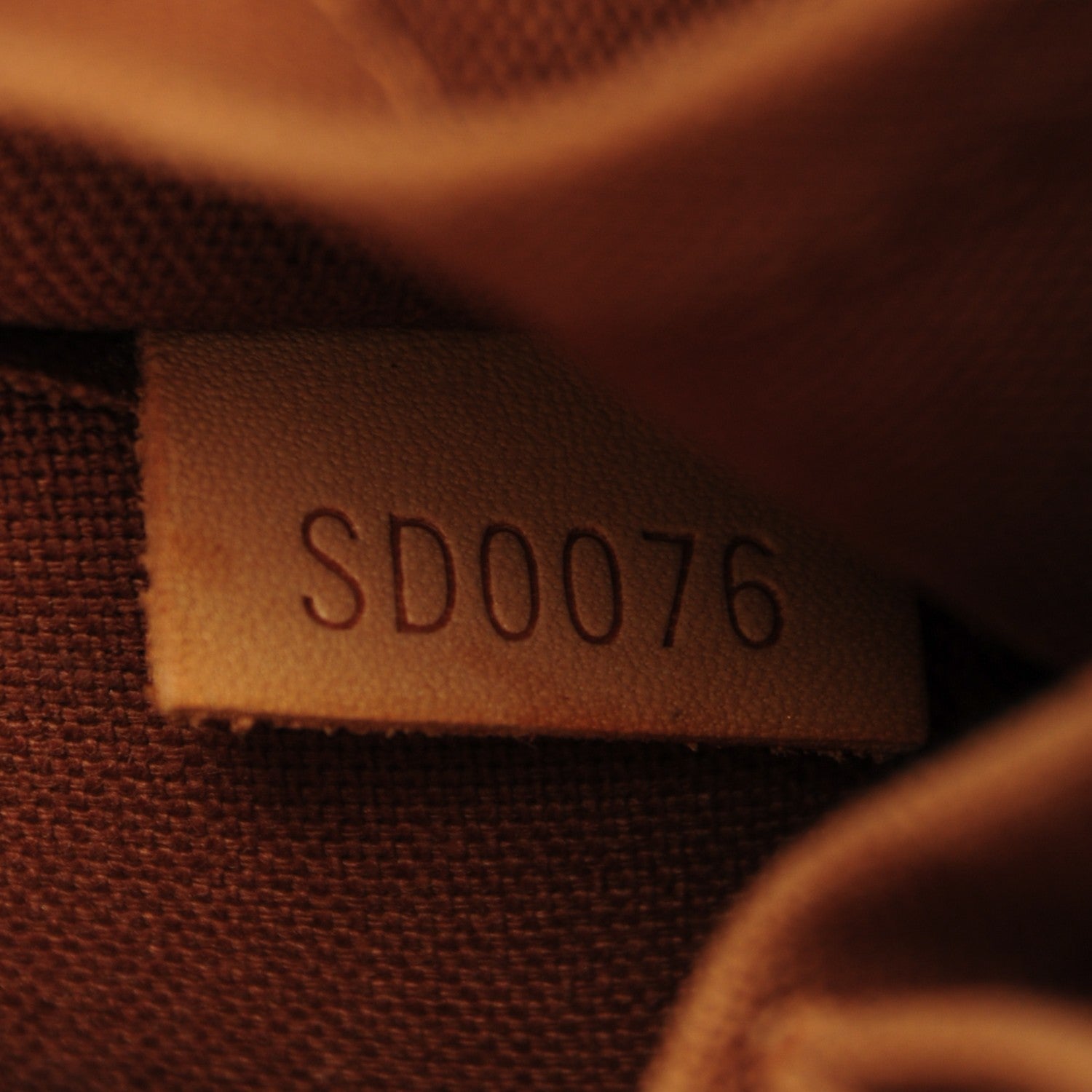Louis Vuitton Monogram Popincourt Haut 7 of 11