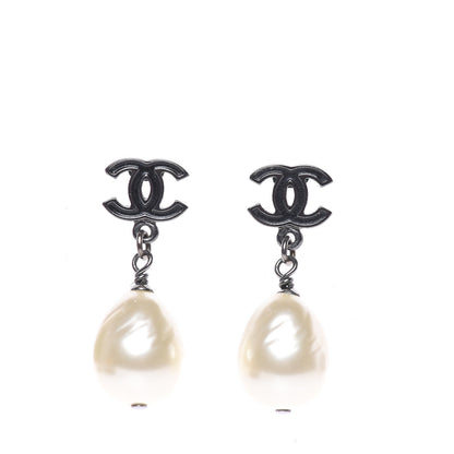 Chanel Pearl Enamel CC Drop Earrings Ruthenium Black 1 of 5