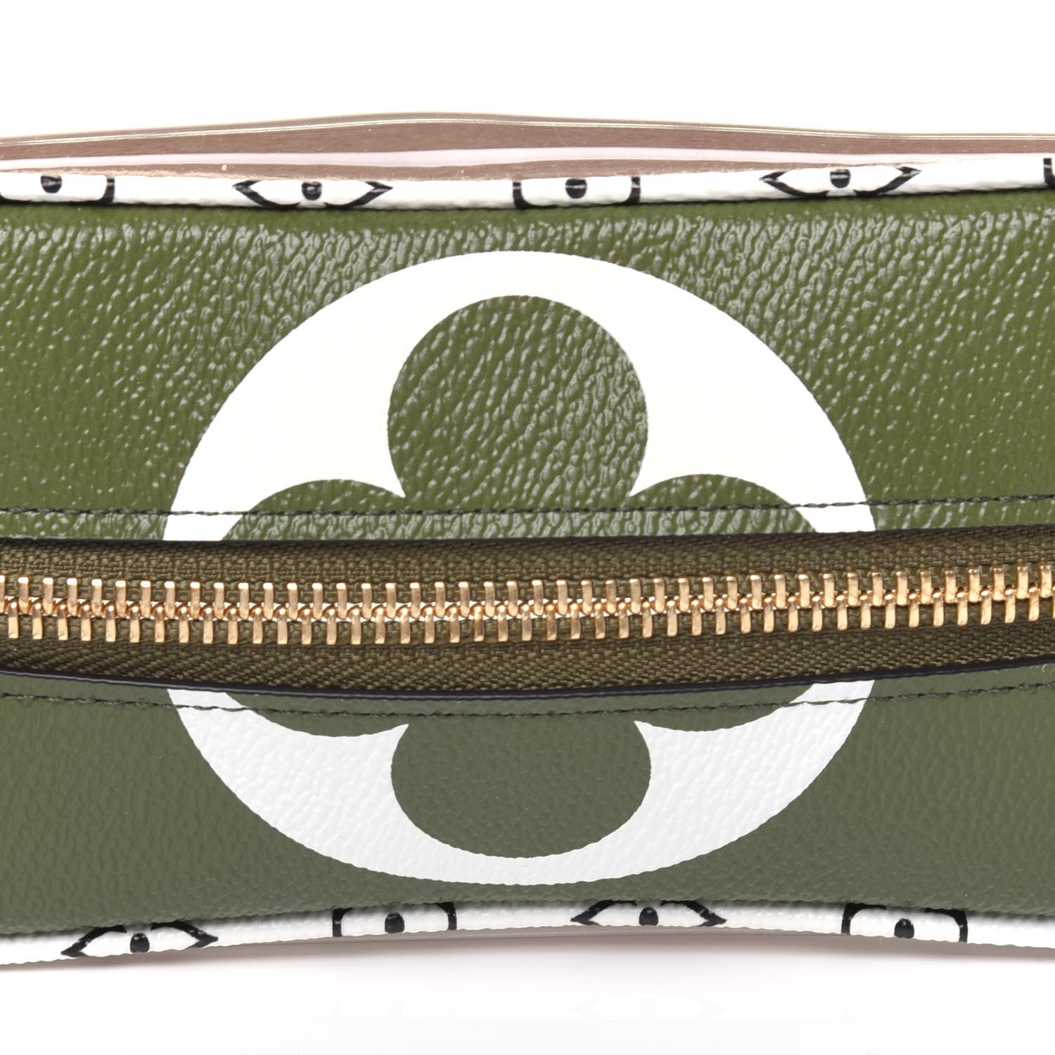 Louis Vuitton Monogram Giant Beach Pouch Kaki 13 of 14