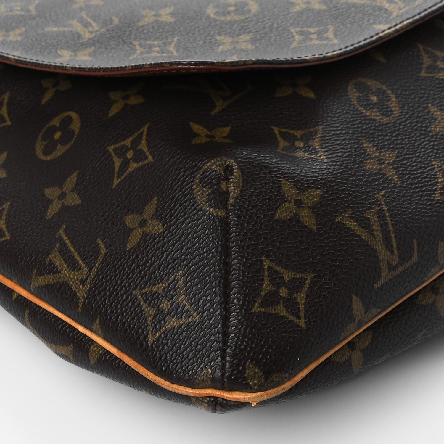 Louis Vuitton Monogram Musette GM 8 of 9