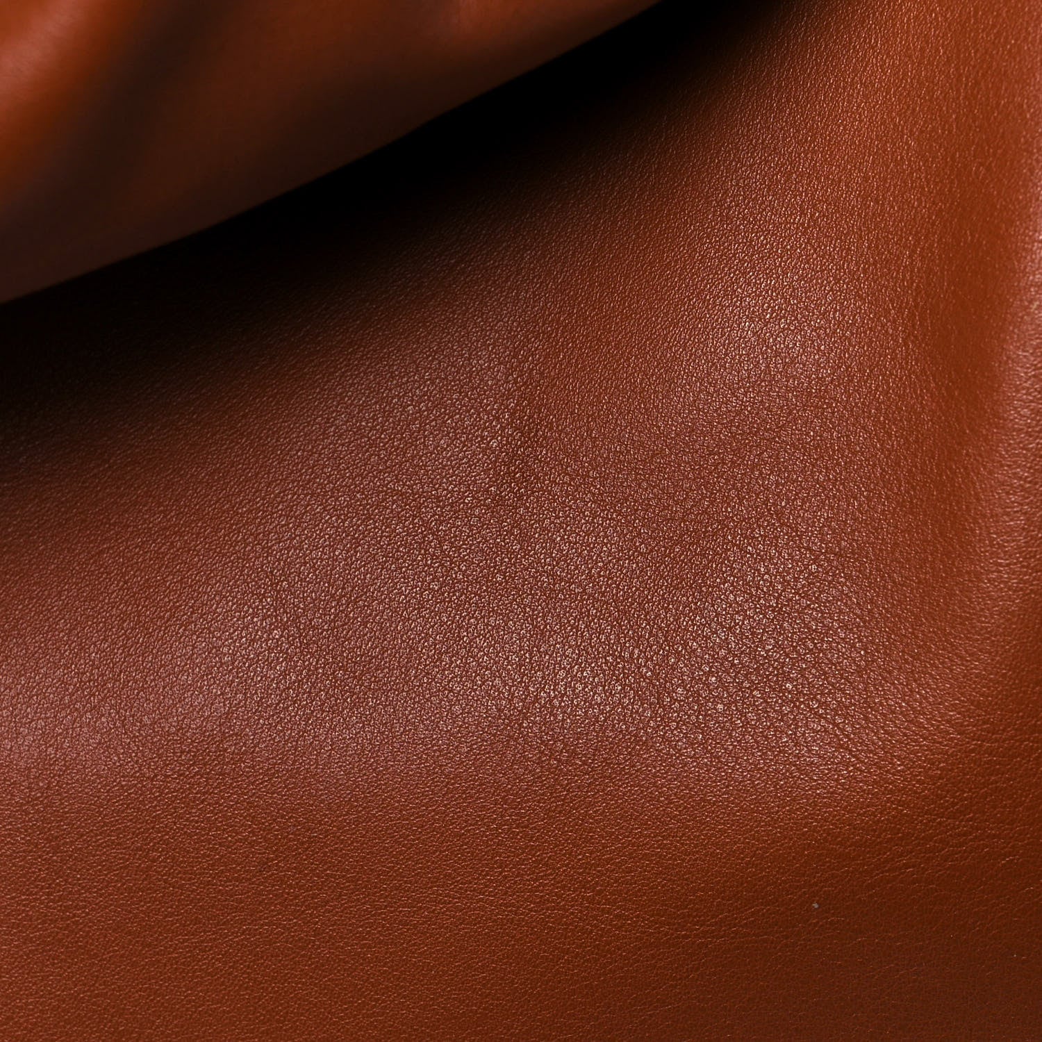 Valentino Garavani Calfskin Rockstud Hobo Selleria 11 of 11