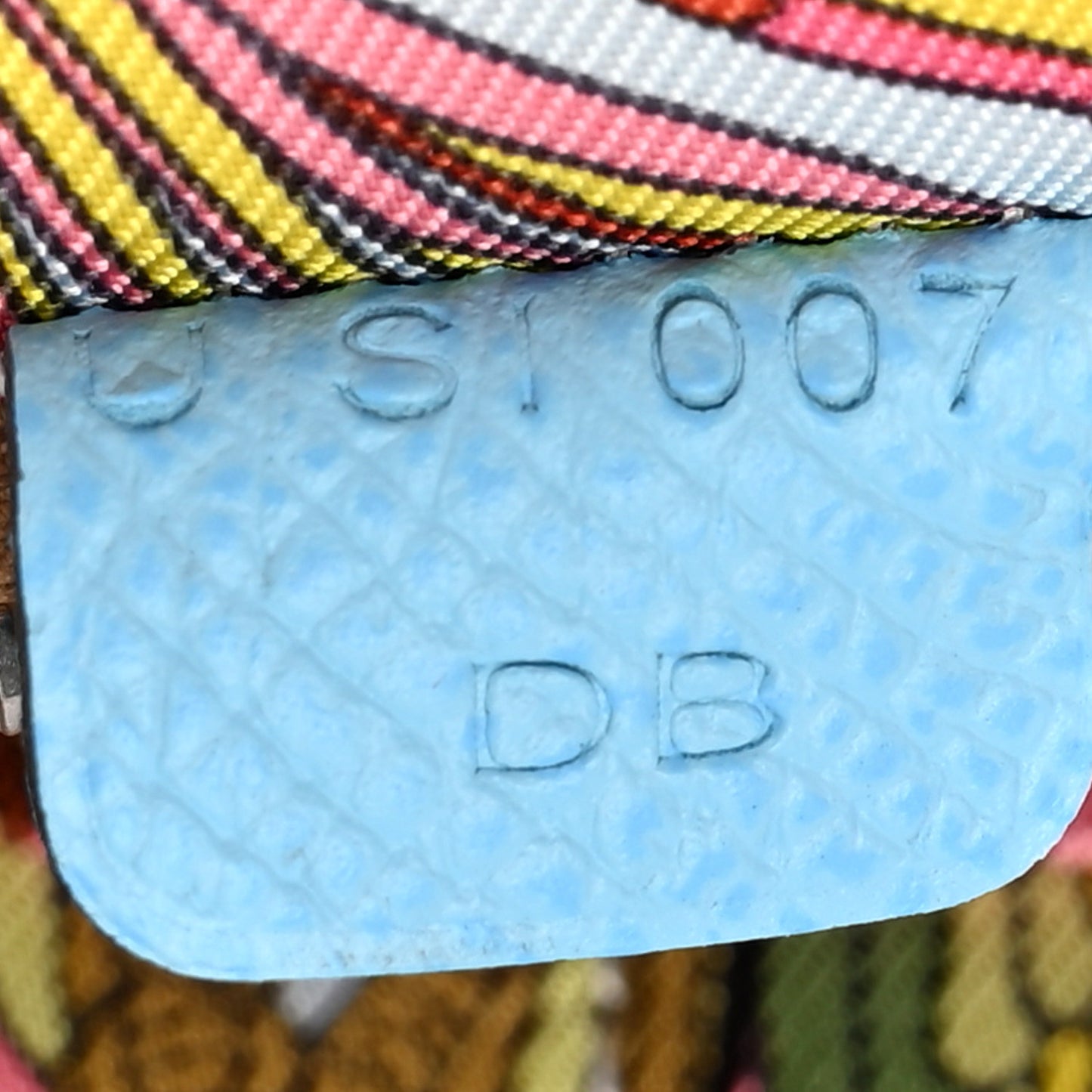 Epsom Silk'In Wallet Celeste