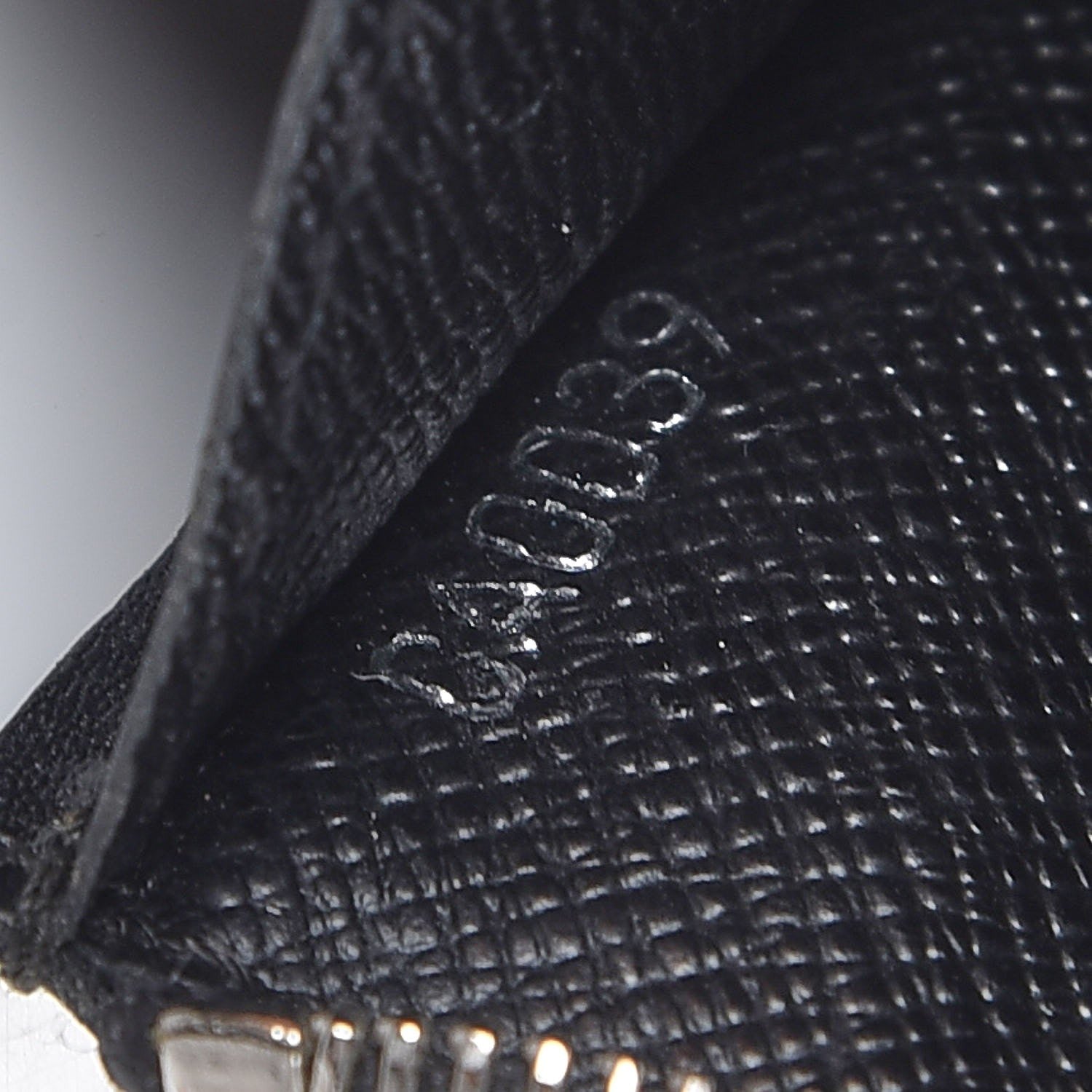 Louis Vuitton Epi Key Pouch Black 7 of 9