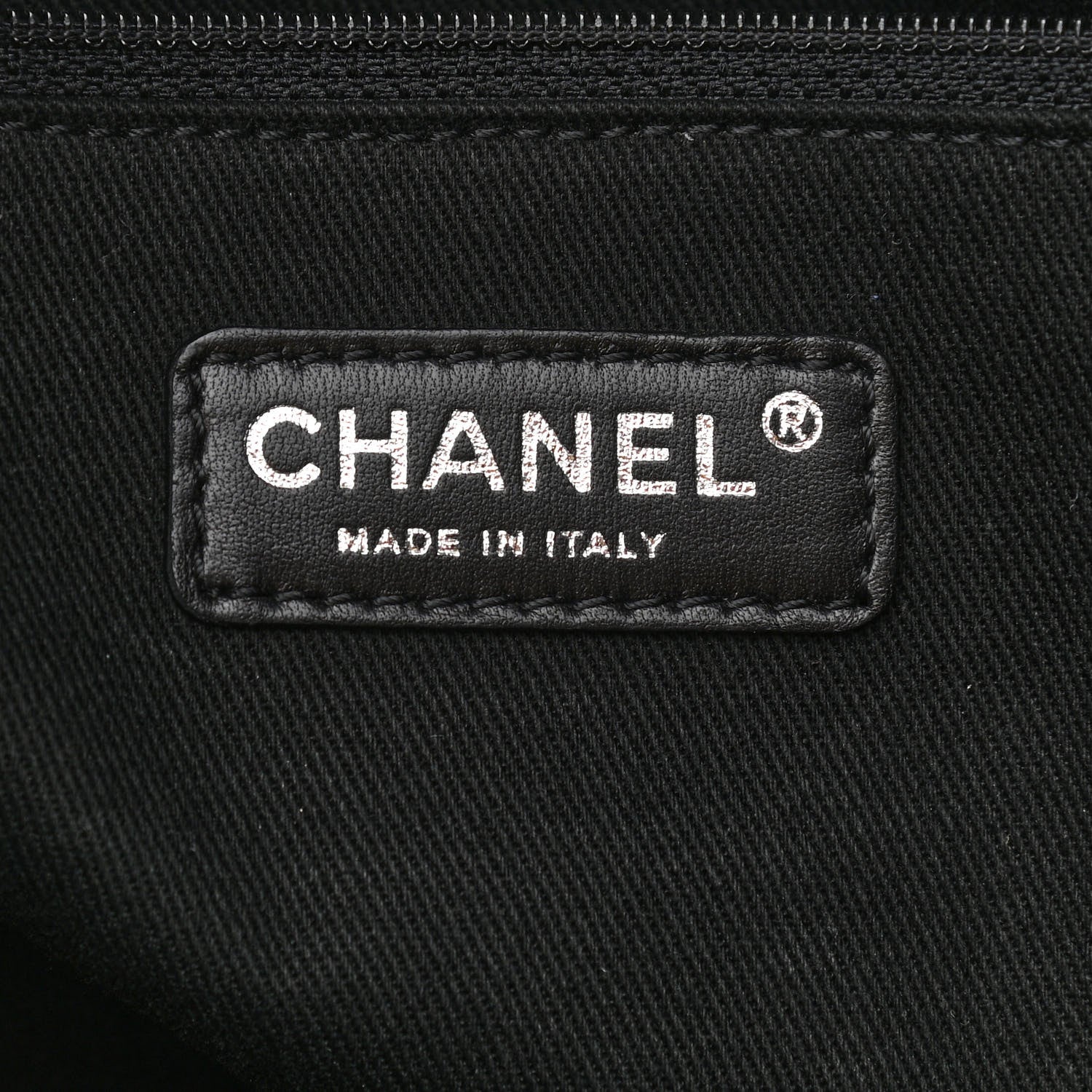 Chanel Coated Canvas Large CC Yacht Tote Black White 5 of 12
