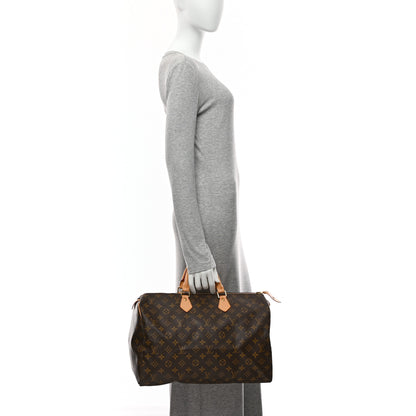 Louis Vuitton Monogram Speedy 40 2 of 10