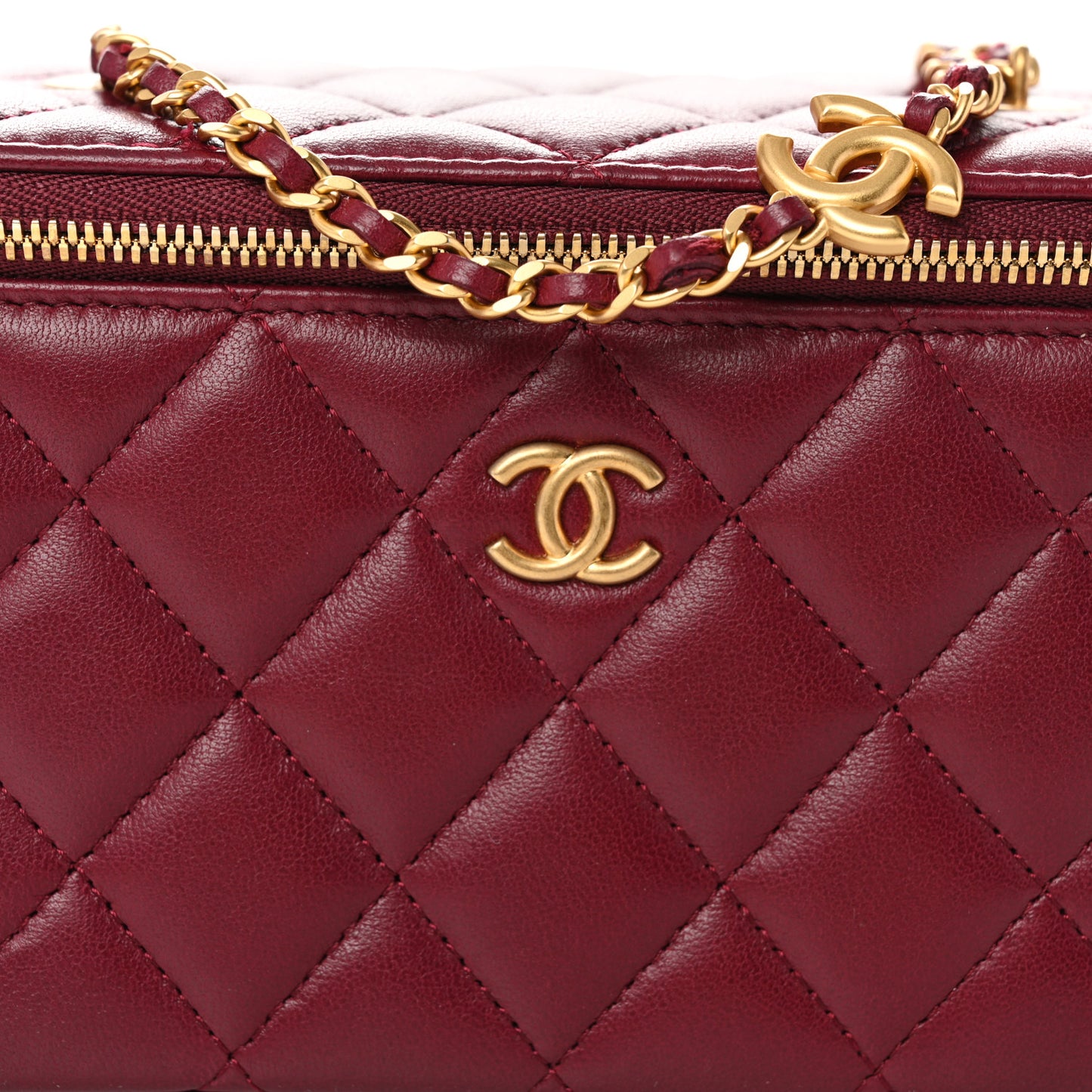 Lambskin Enamel Quilted Small Coco Hearts Vanity Case With Chain Burgundy