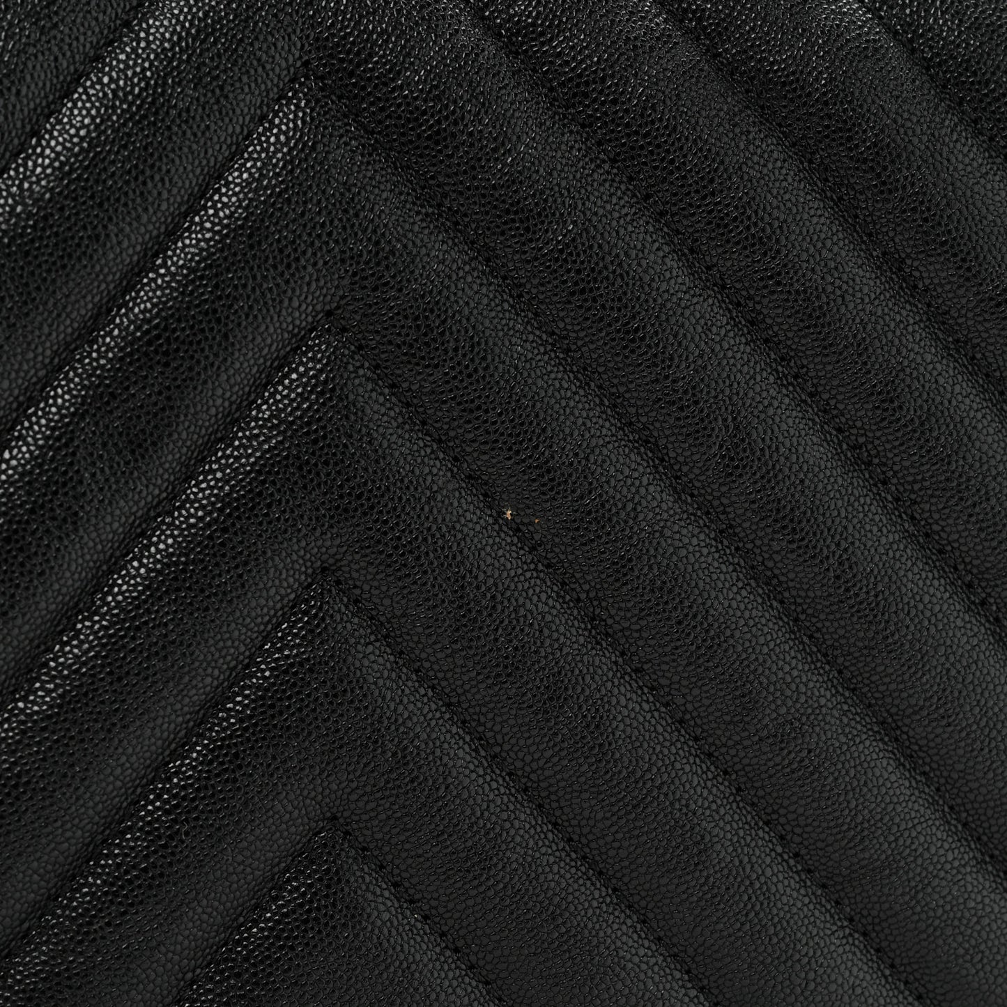 Caviar Chevron Quilted New Medium Boy Flap Black