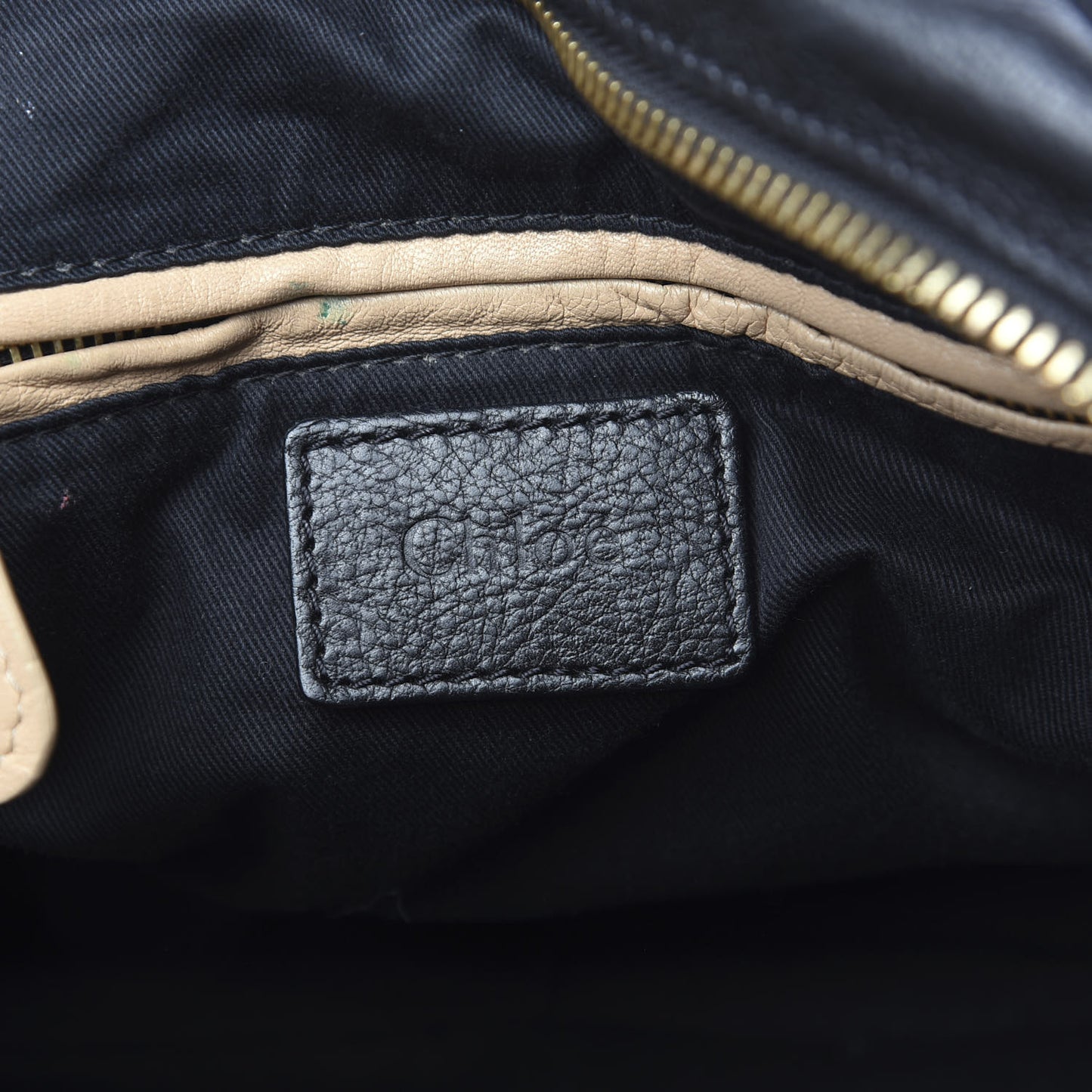 Calfskin Medium Paraty Black