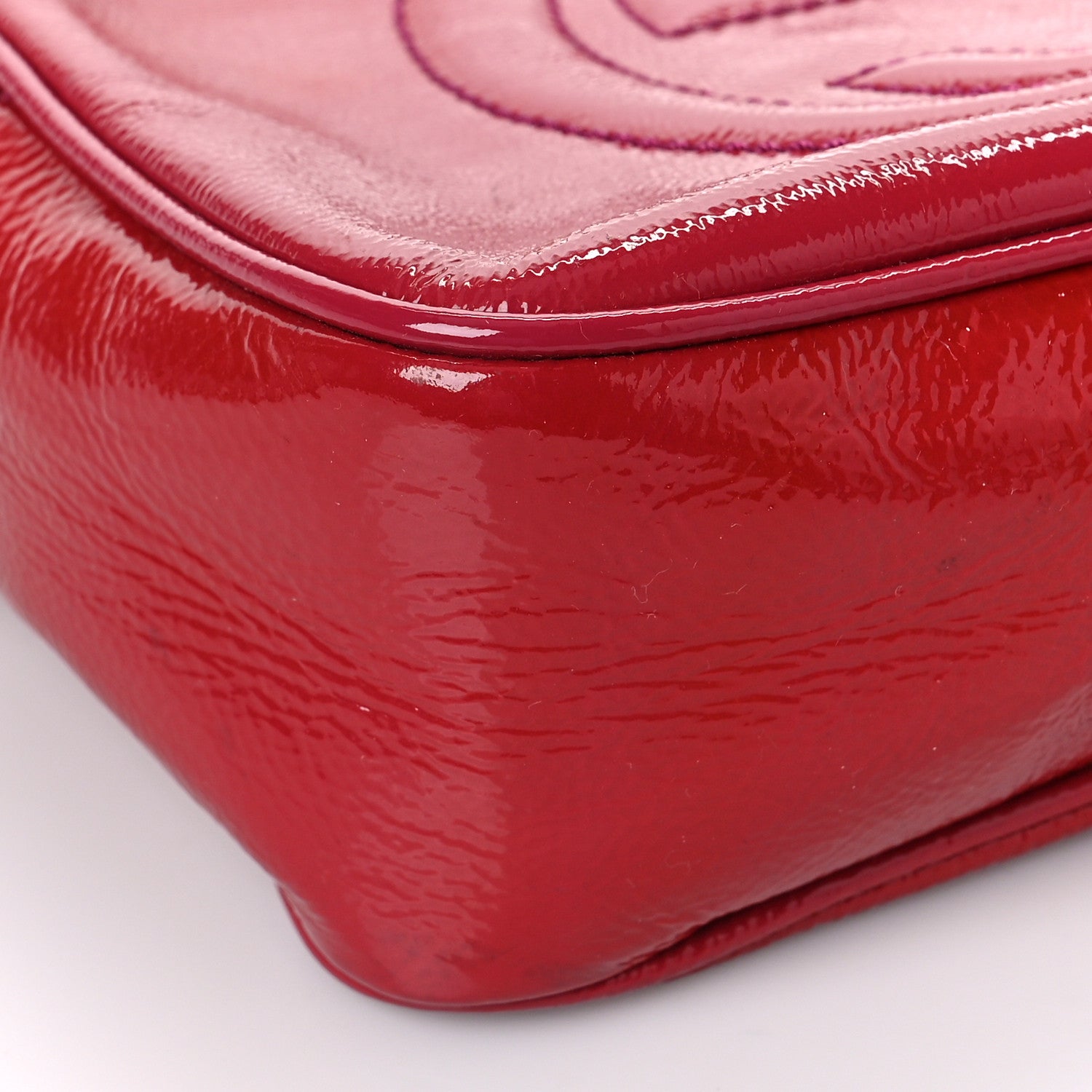 Gucci Vernice Naplack Small Soho Disco Bag Bright Bougainvillea 8 of 9