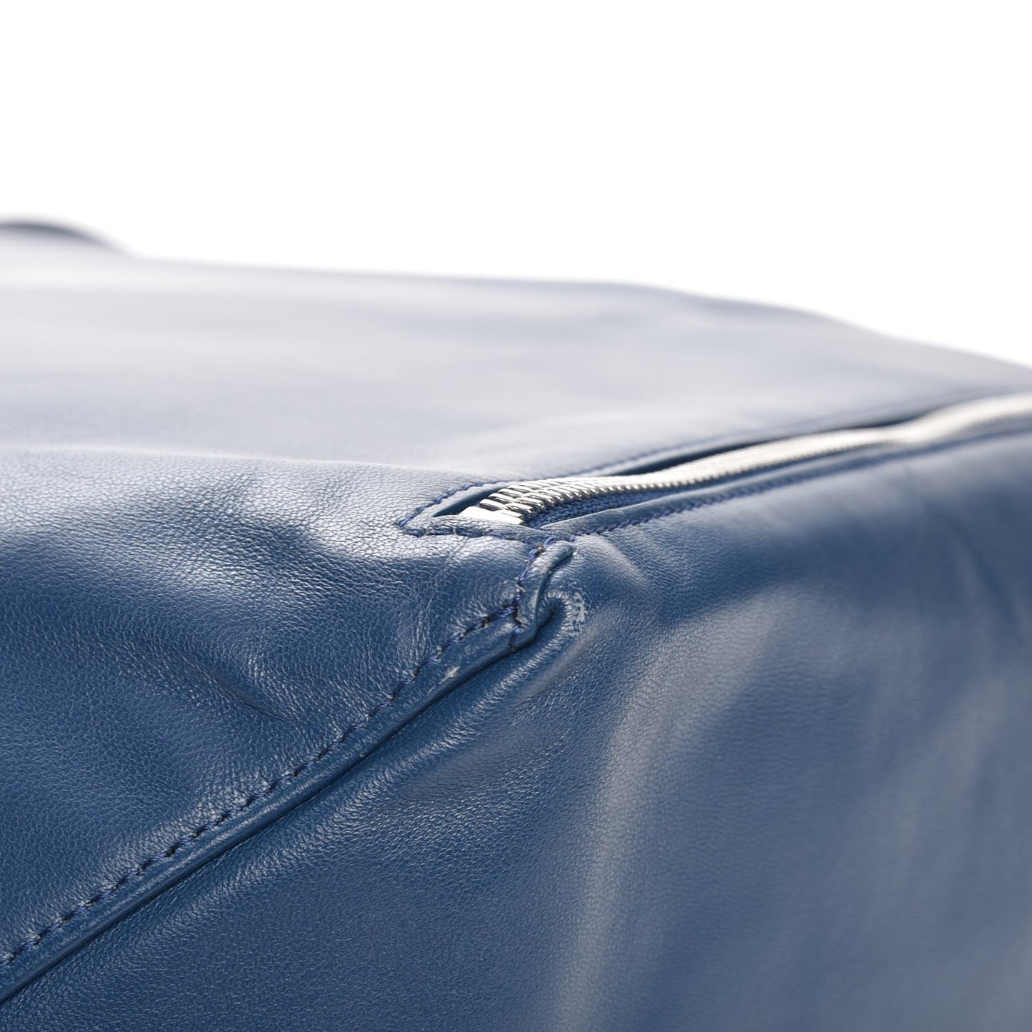 Smooth Lambskin Horizontal Zipper Gusset Cabas Ocean Blue