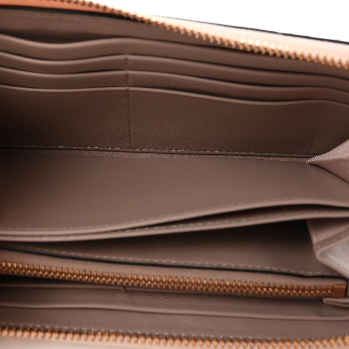 Valentino Garavani Metallic Pebbled Calfskin Rockstud Zip Around Wallet Rame 5 of 8