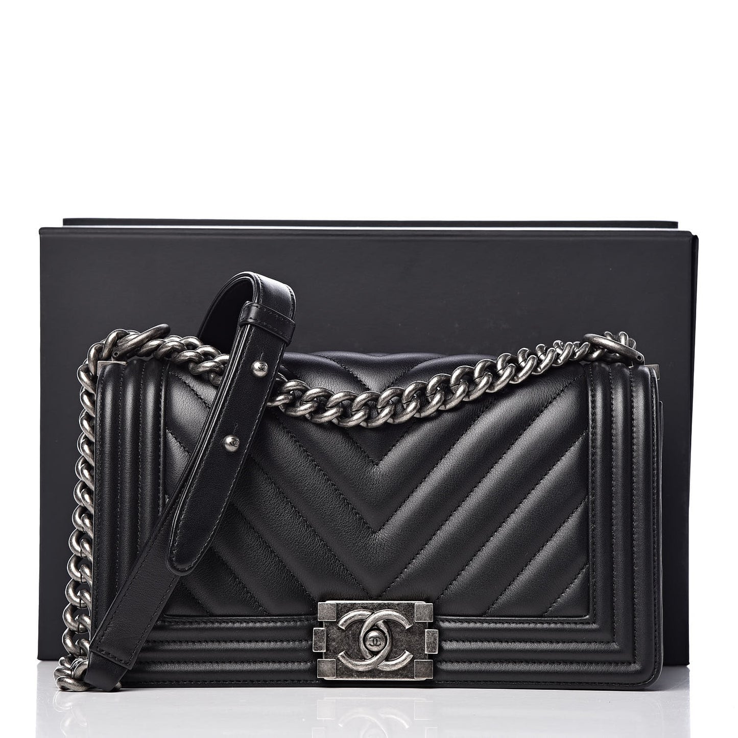 Calfskin Chevron Quilted Medium Boy Flap Black