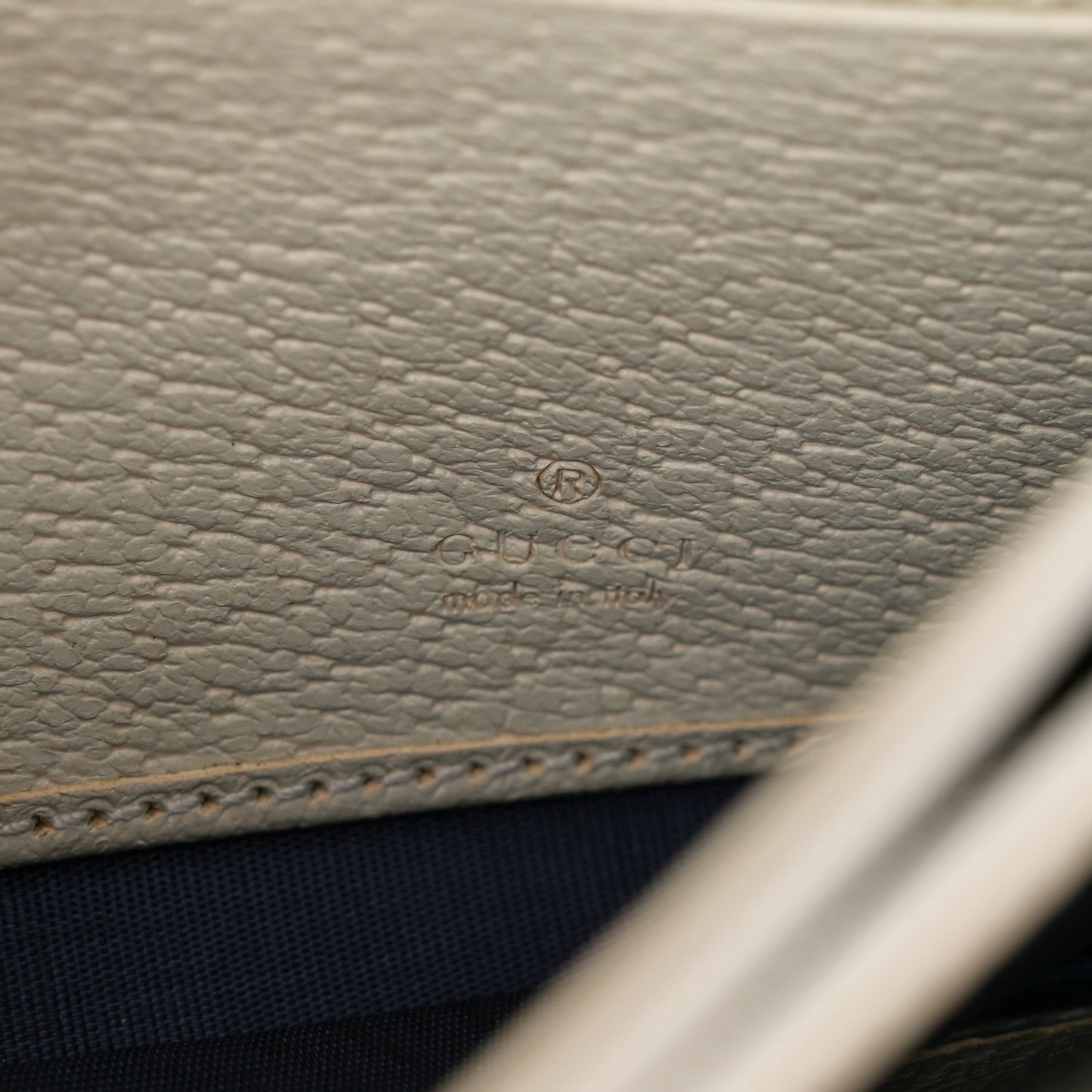 Textured Calfskin Web Ophidia Wallet On Chain Mystic White