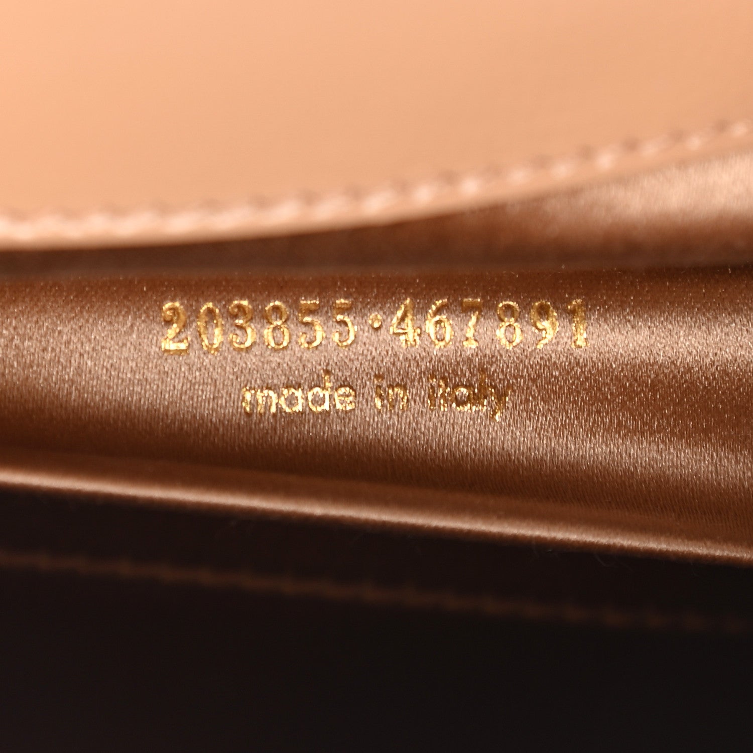Saint Laurent Textured Patent Calfskin Monogram Large Belle De Jour Clutch Beige 8 of 10