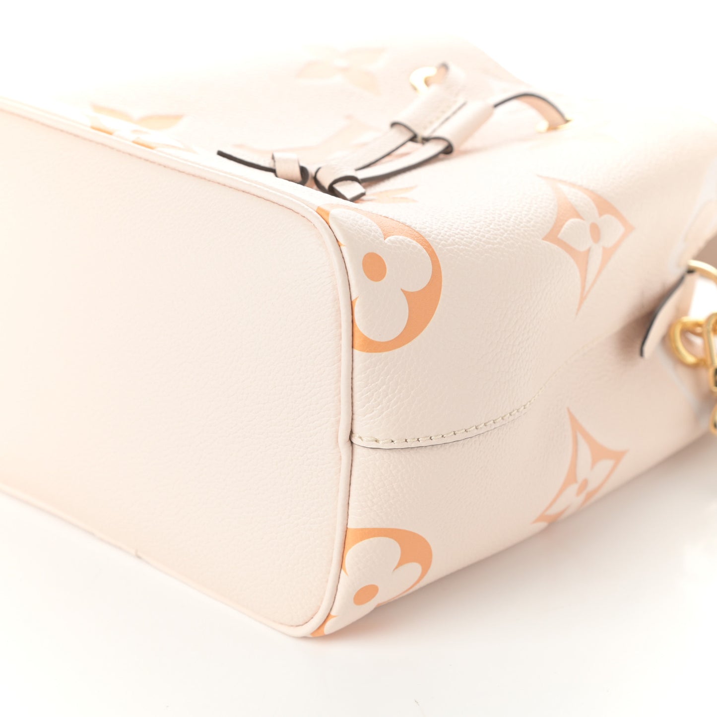 Empreinte Monogram Giant By The Pool Neonoe BB Cream Saffron