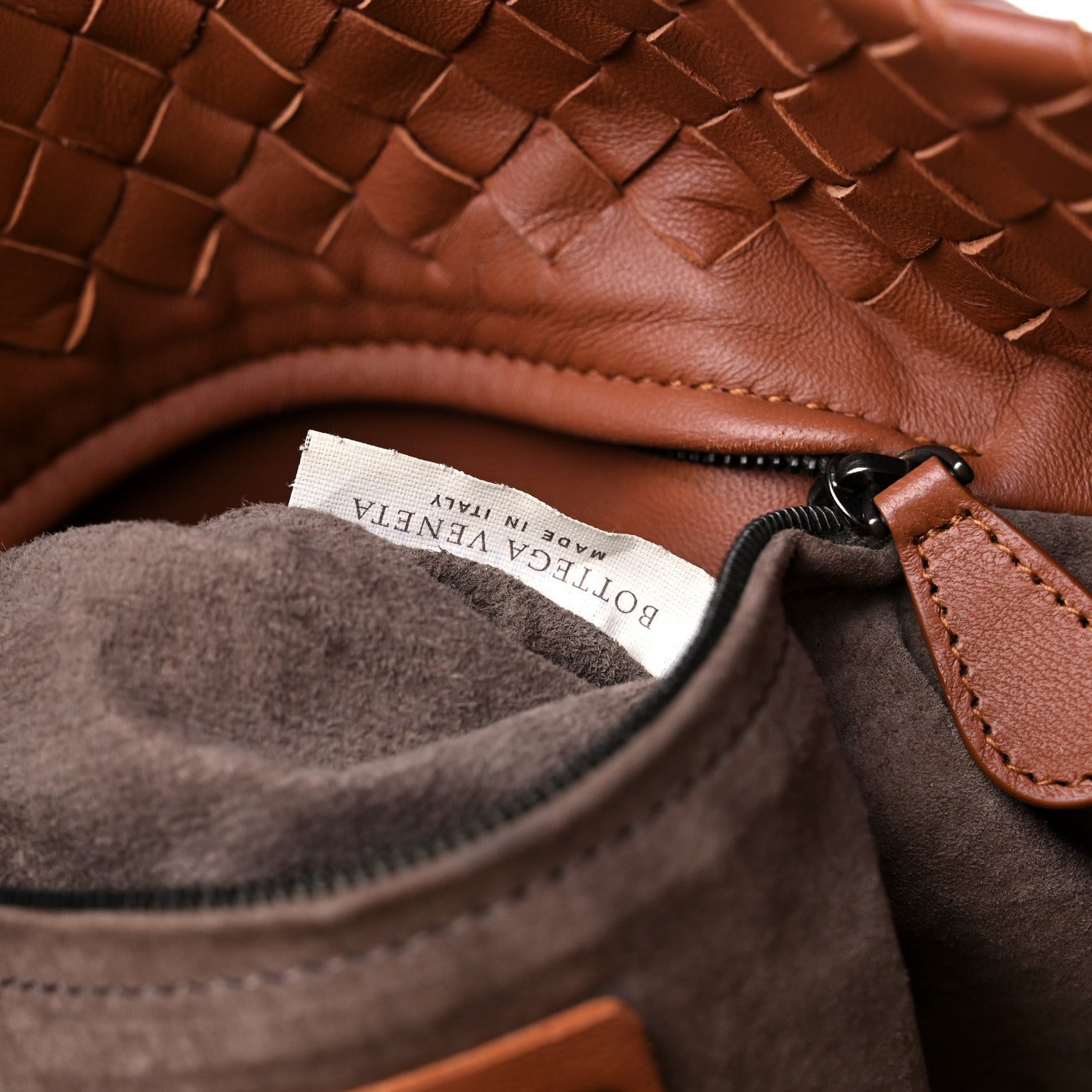 Bottega Veneta Nappa Intrecciato Medium Garda Bag Brique 7 of 13