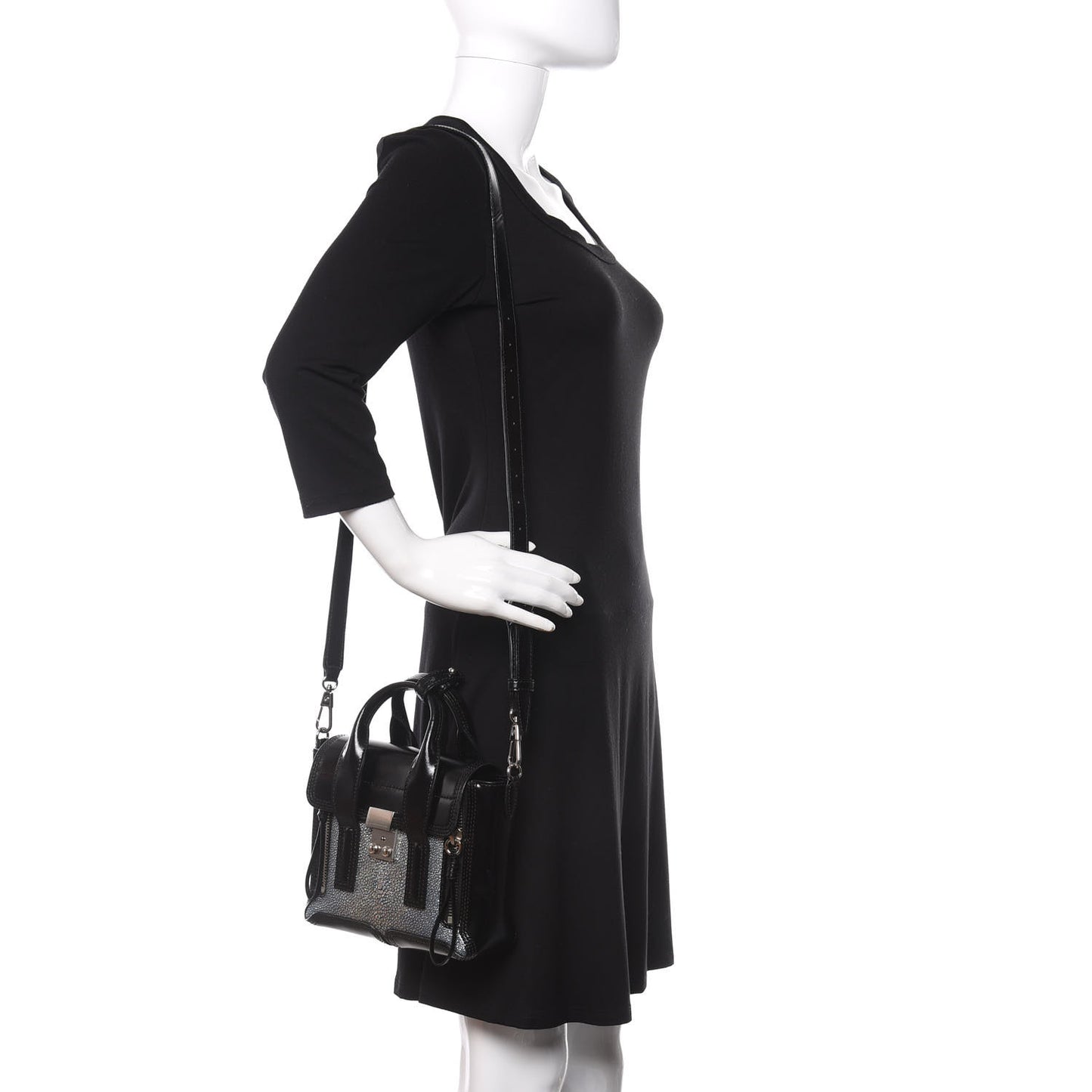 3.1 Smooth Calfskin Stingray Pashli Small Satchel Black