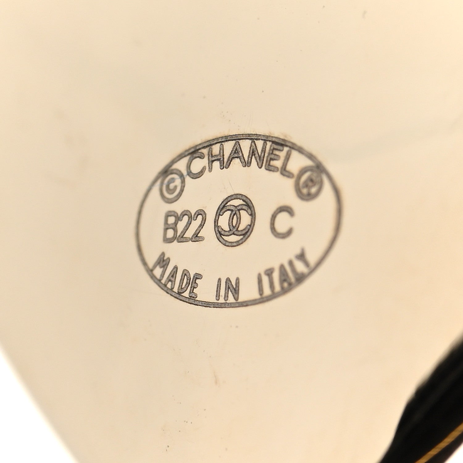 Chanel Pearl CC Heart Earrings Gold 4 of 4