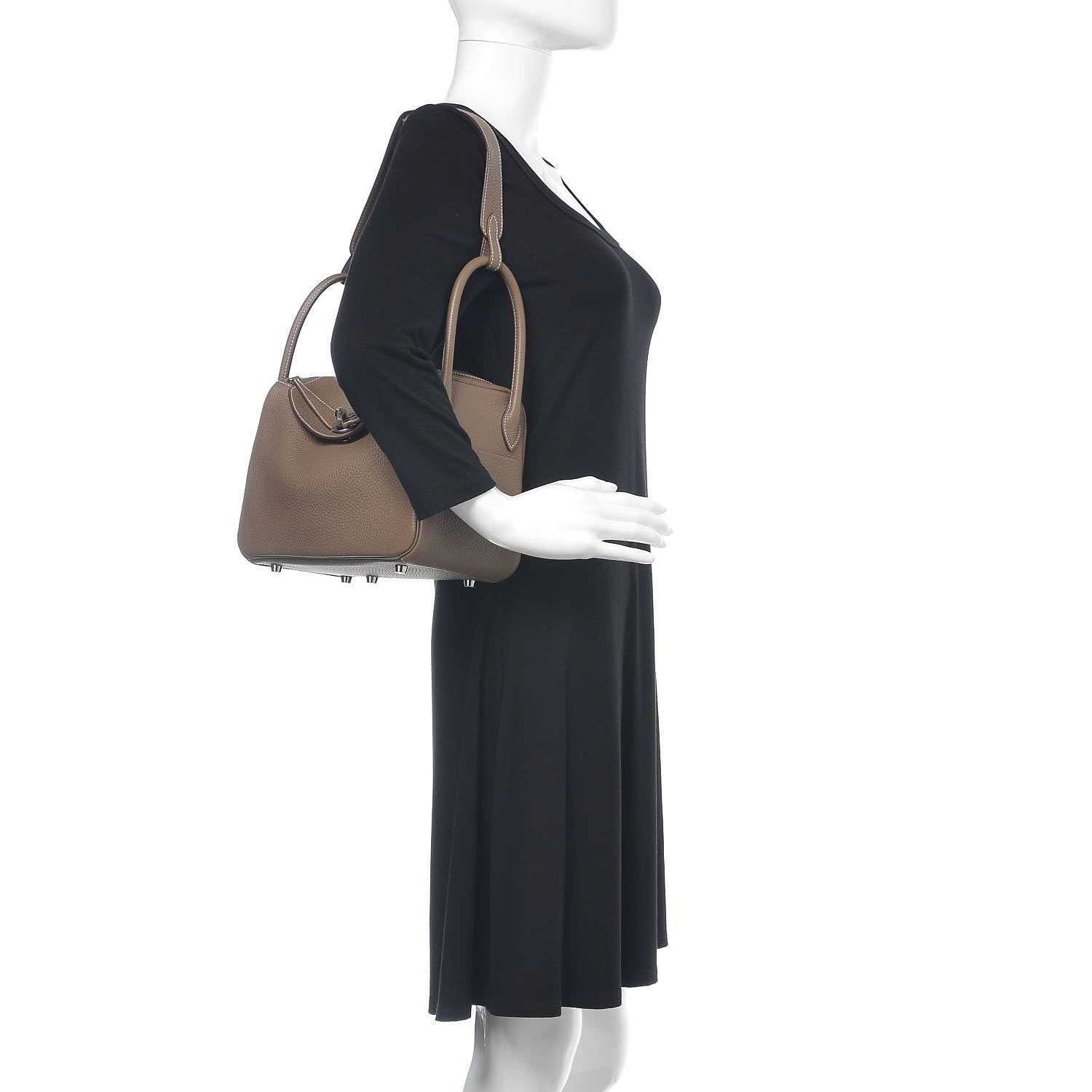 Hermes Taurillon Clemence Lindy 26 Etoupe 2 of 10