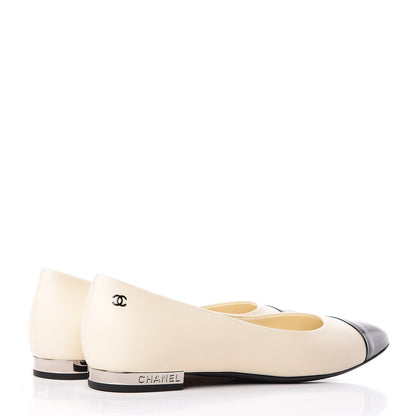 Chanel Crumpled Calfskin Cap Toe Ballerina Flats 39.5 White Black 4 of 8