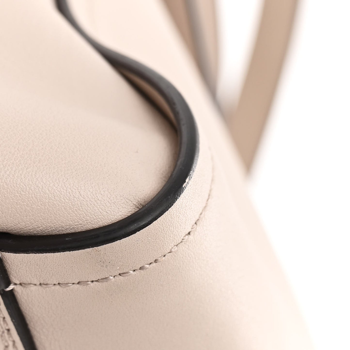 Calfskin Medium Mystic Shoulder Bag Natural