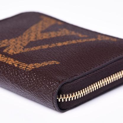 Louis Vuitton Monogram Giant Zippy Coin Purse 8 of 9