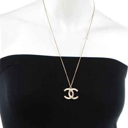 Chanel Pearl Feather CC Pendant Necklace Gold 2 of 5