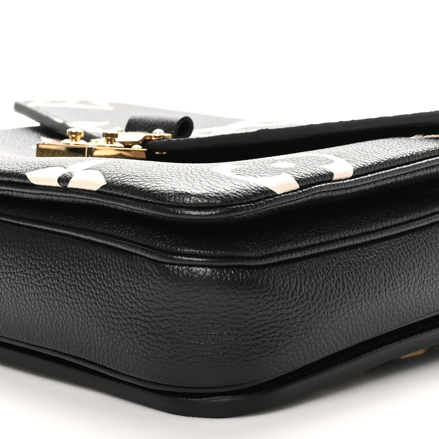 Empreinte Monogram Giant Pochette Metis Black Beige