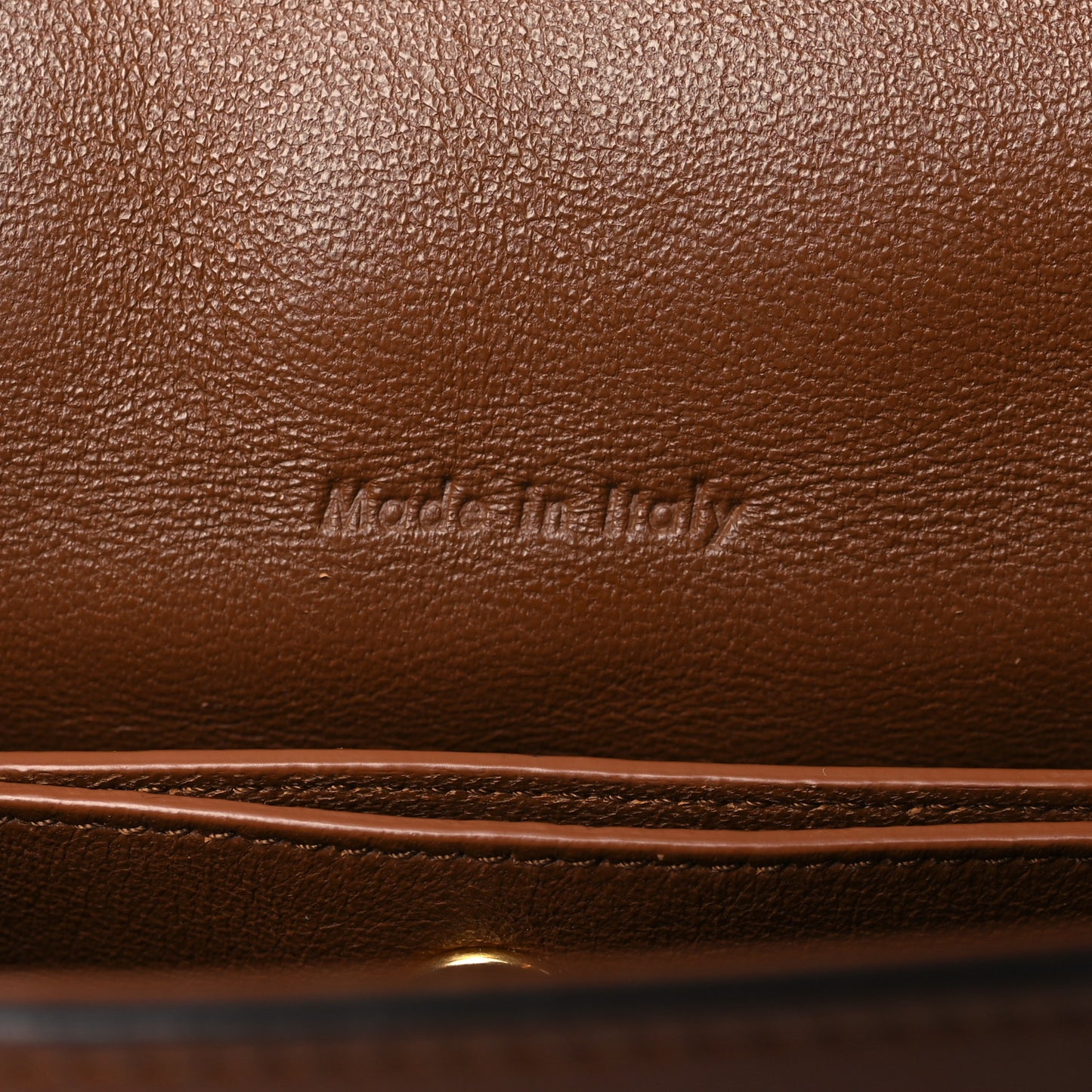 Supersoft Calfskin Medium Trotteur Caramel