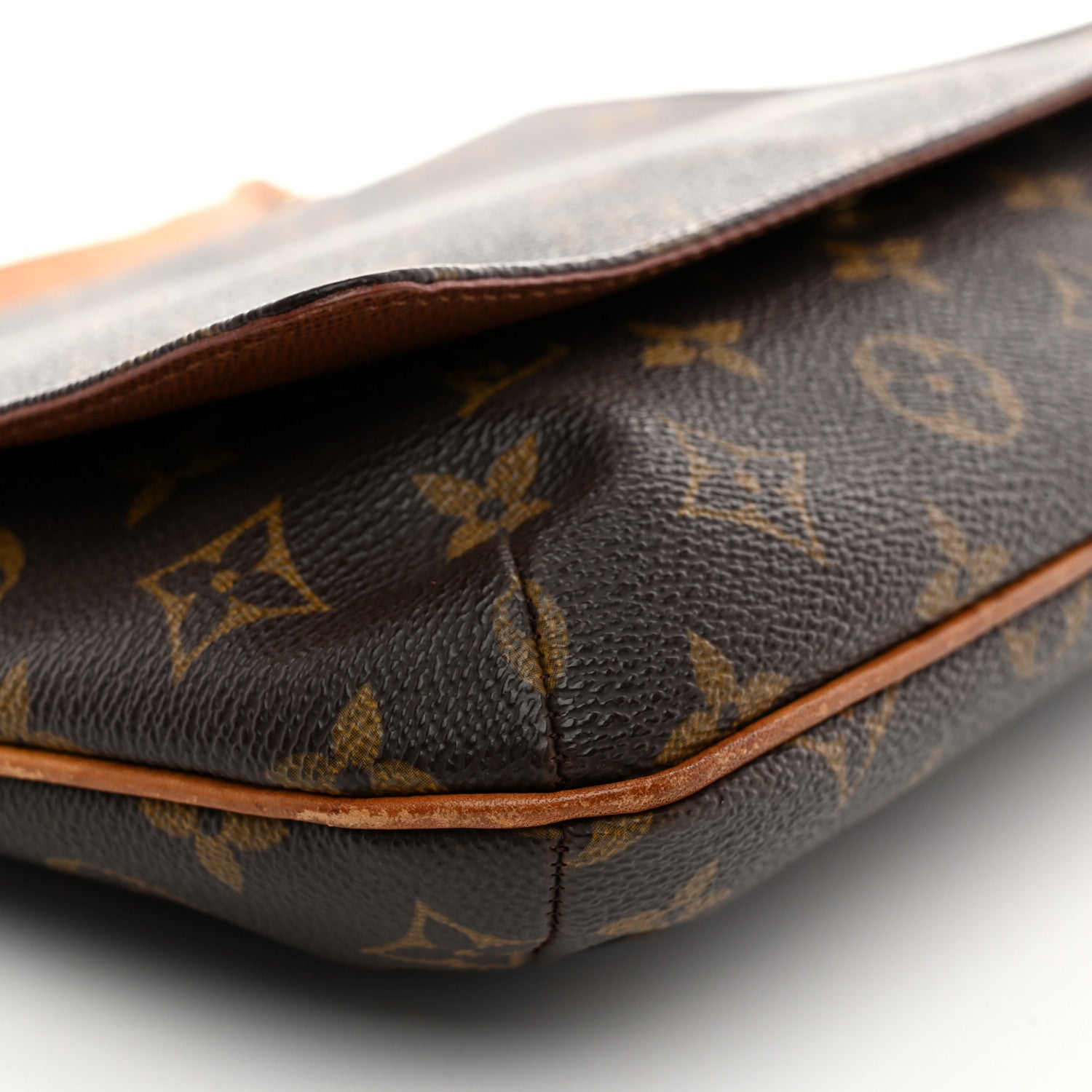 Louis Vuitton Monogram Musette Tango 9 of 12