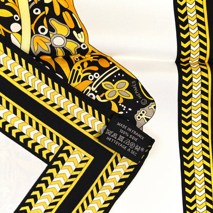 Hermes Silk Selle Des Steppes Scarf 90 White Or Black 3 of 4