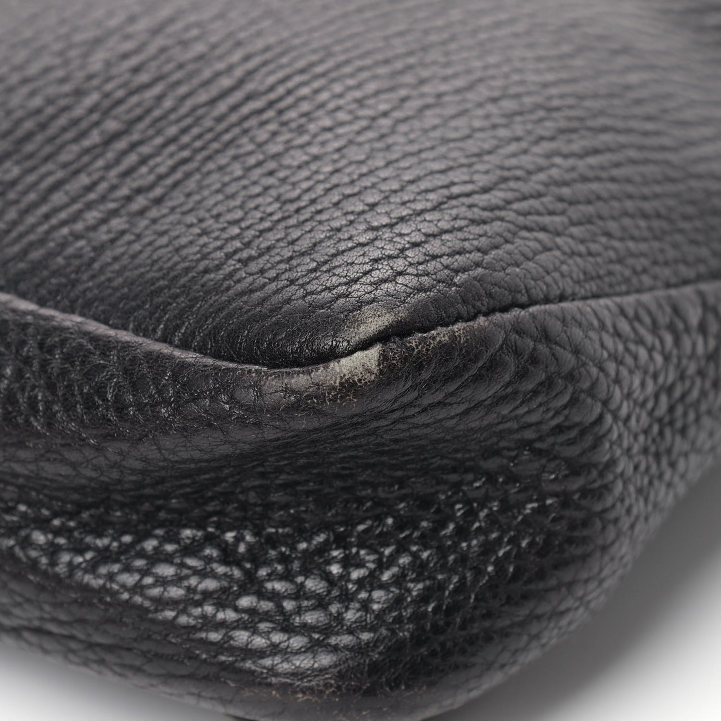 Pebbled Caribou Classic Hardware First Black
