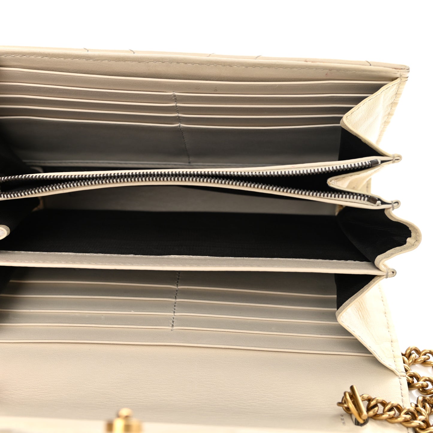 Calfskin Matelasse GG Marmont Chain Wallet Mystic White