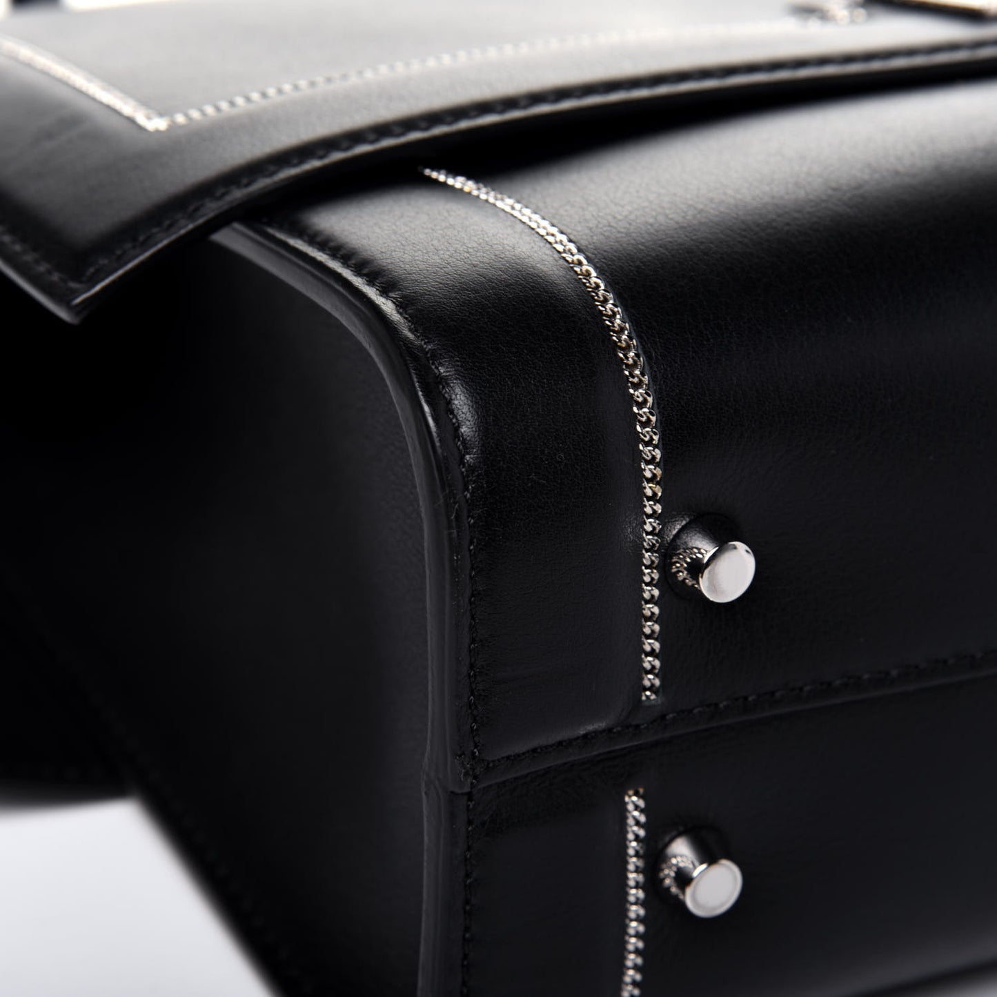 Grained Calfskin Chain Small Shark Lock Satchel Black