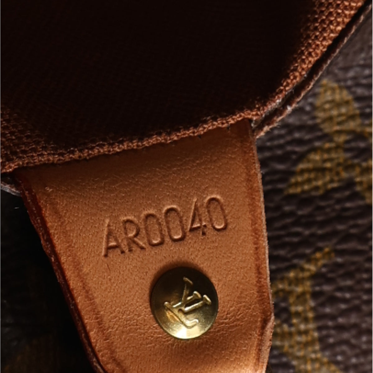 Louis Vuitton Monogram Cabas Alto 7 of 10