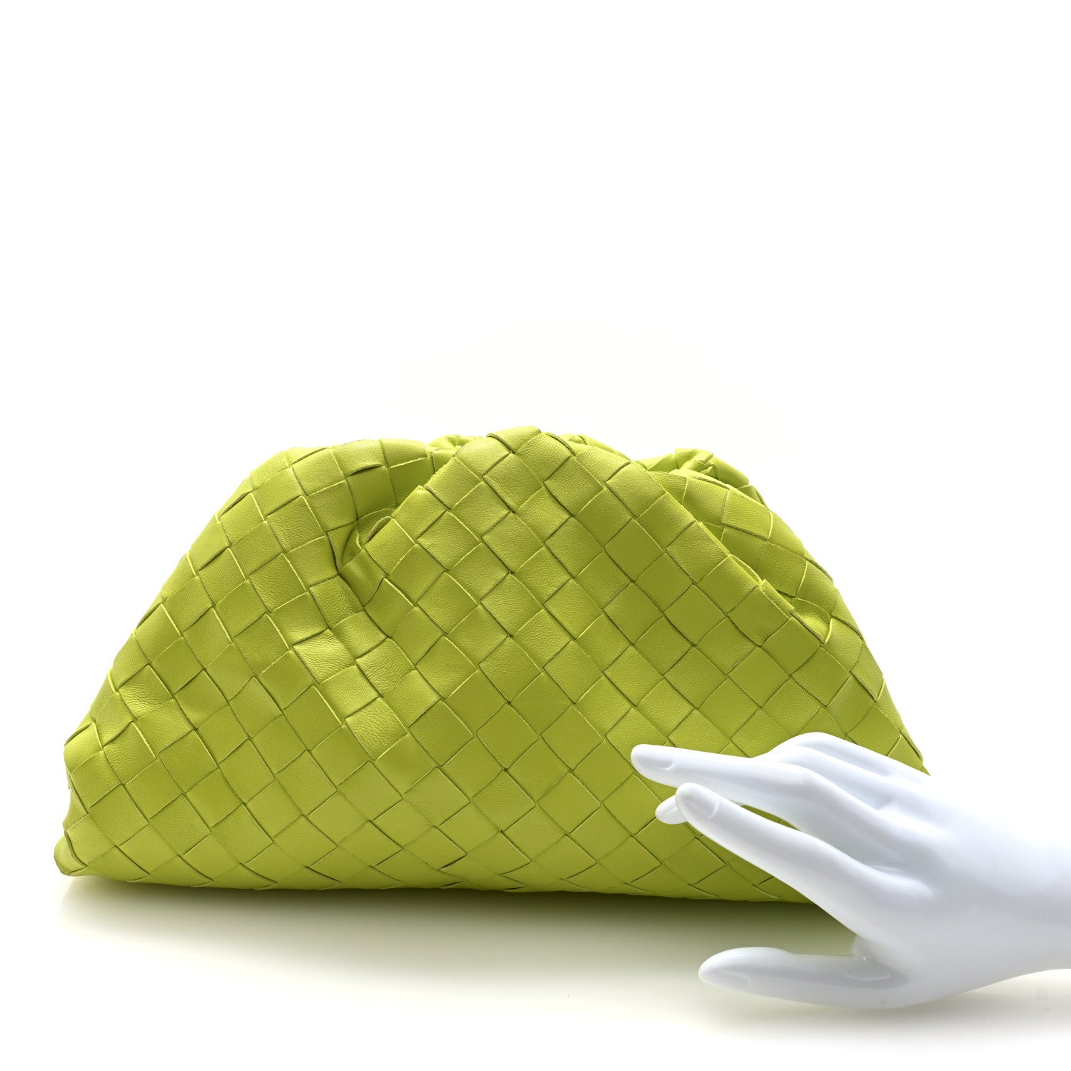 BOTTEGA VENETA アシッドキウイ ケース Bottega Veneta Nappa Maxi Intrecciato Teen Pouch Acid Kiwi 1765502