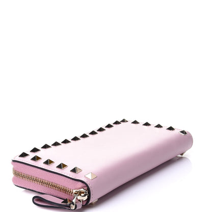 Valentino Garavani Calfskin Rockstud Zip Around Wallet Cipria 3 of 6