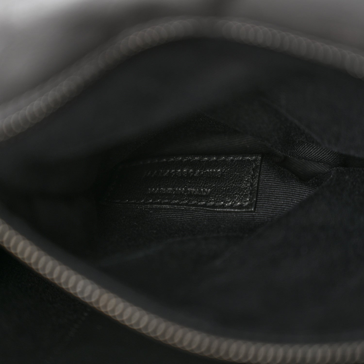 Saint Laurent Crinkled Calfskin Matelasse Monogram Medium Niki Chain Satchel Storm 6 of 11