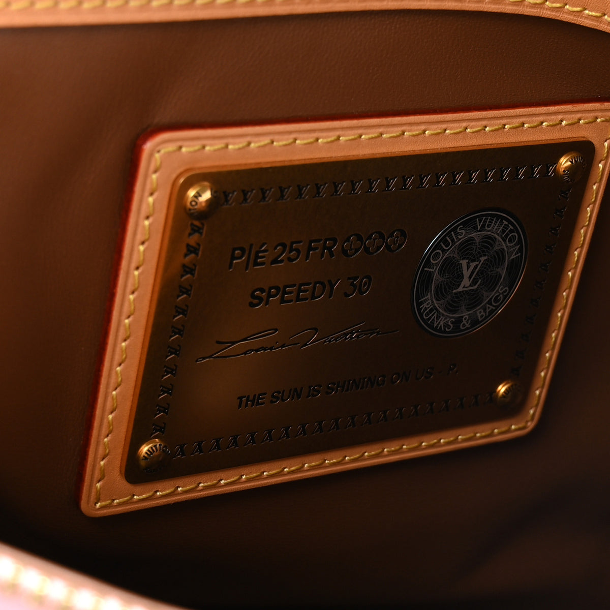Calfskin Monogram Speedy P9 Bandouliere 30 Candy