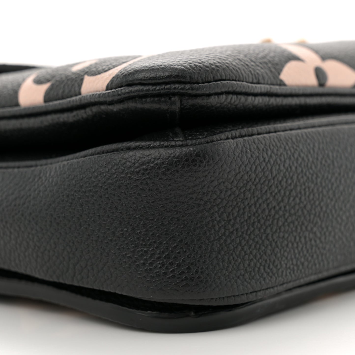 Empreinte Monogram Giant Pochette Metis Black Beige