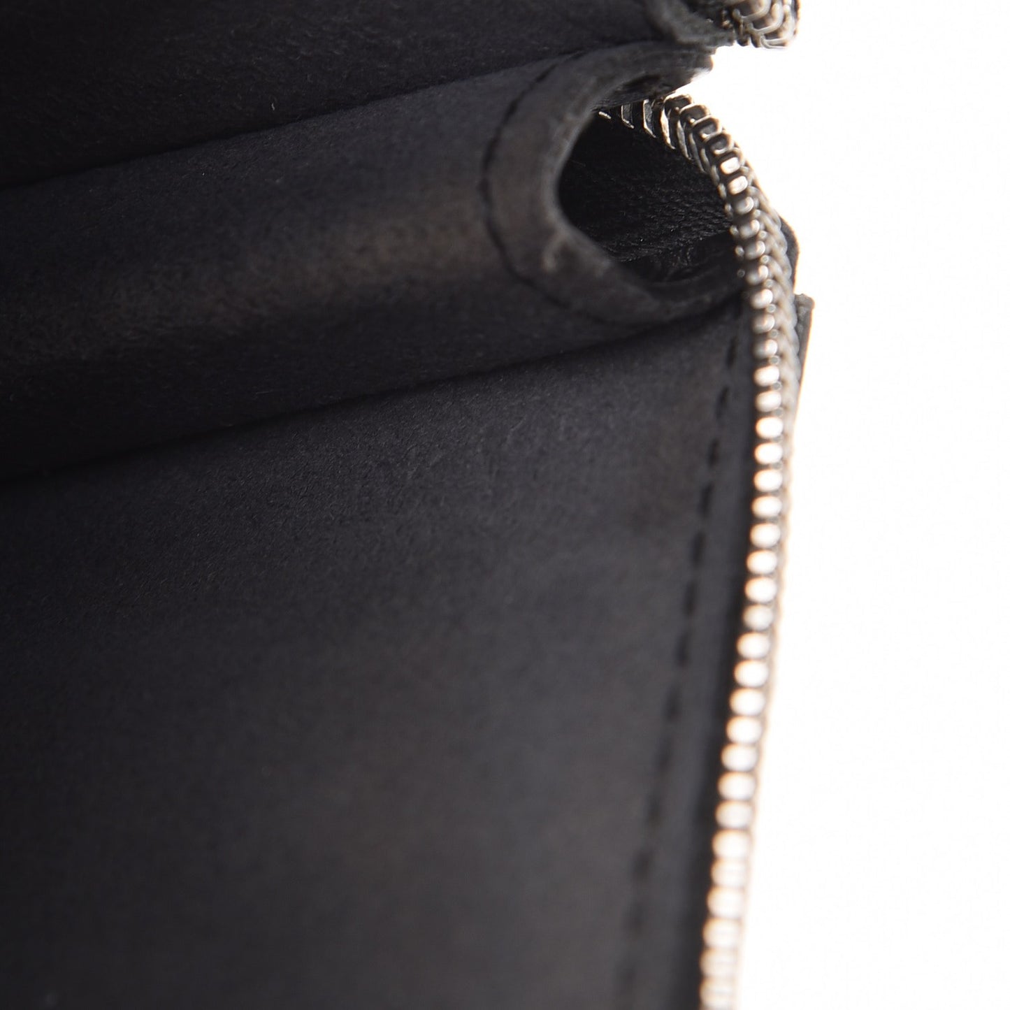 Epi Pochette Accessories 24 Black