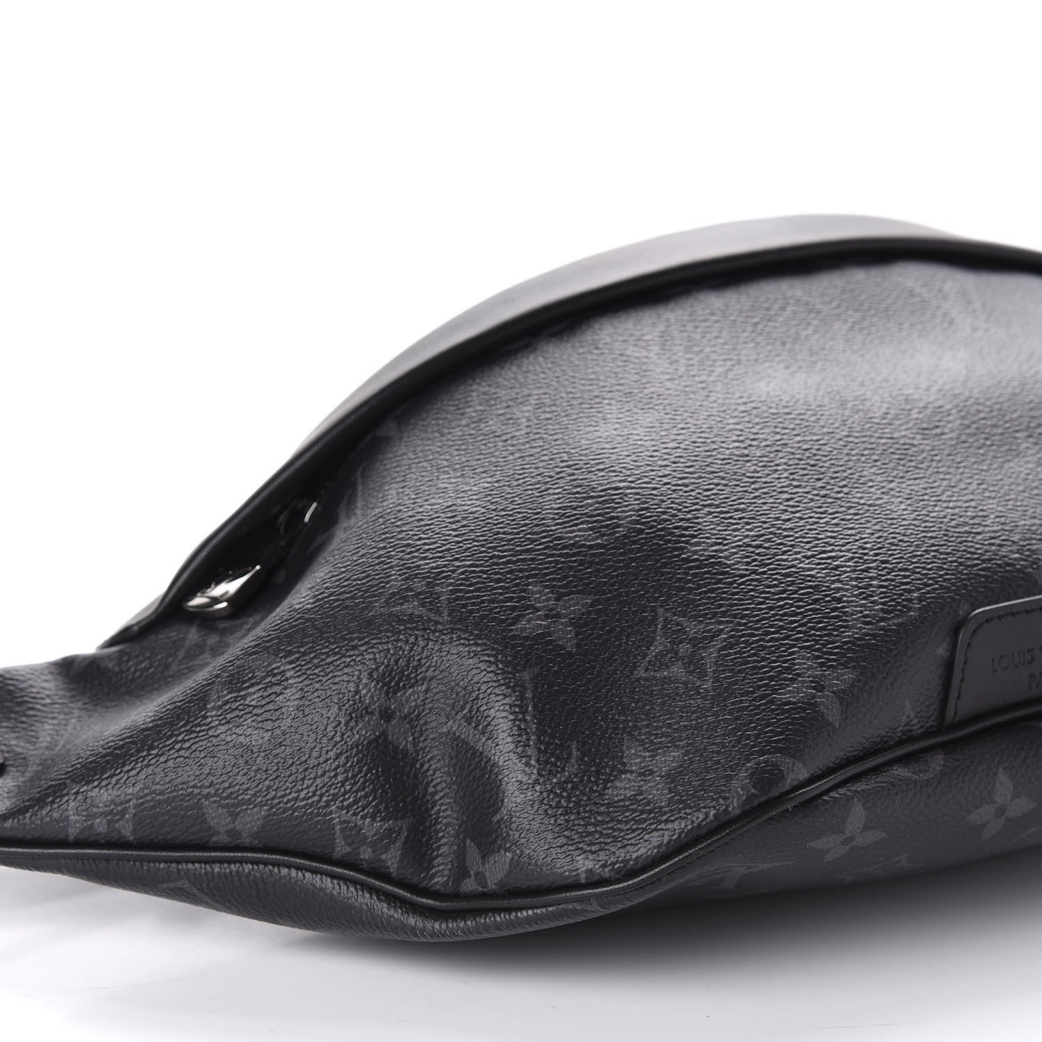 Louis Vuitton Monogram Eclipse Discovery Bumbag 6 of 9